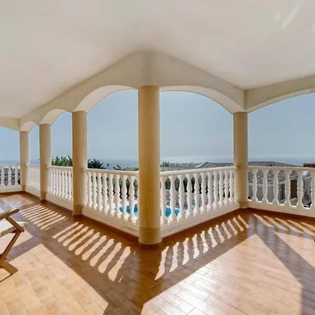 Βίλα Luxury El Mirador